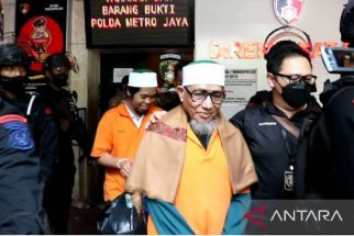 10 Tersangka Khilafatul Muslimin Diserahkan ke Kejaksaan, Persidangannya Kapan? - JPNN.com Jakarta