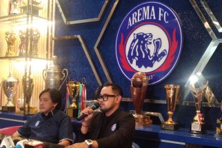 Presiden Arema FC Siap Bertanggung Jawab Meski Tak Akan Bisa Mengembalikan Nyawa Korban - JPNN.com Jatim