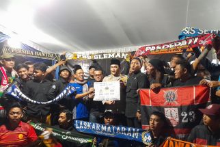 Sosiolog UWM Bicara Bagaimana Merawat Fanatisme Suporter Sepak Bola Indonesia - JPNN.com Jogja