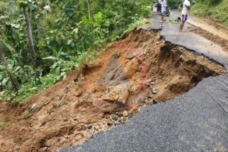 Longsor Melanda Pacitan, 39 Rumah dan 1 Jembatan Rusak - JPNN.com Jatim