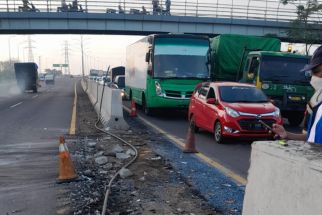 Penyebab Bus Tabrak Pembatas Jalan di Tol Kejapanan Tewaskan 3 Orang, Diduga Karena Ini - JPNN.com Jatim