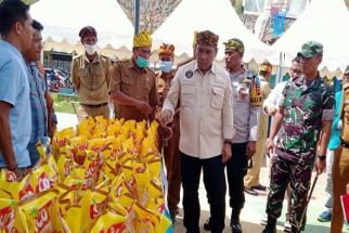 Pasar Murah di Baubau, Cara Belinya Pakai KTP dan KK, Lalu Bayar dengan Uang - JPNN.com Sultra