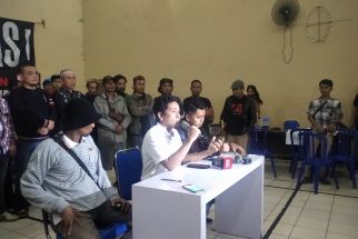 Polisi Dituding Tahu Larangan Gas Air Mata, Bahkan Pegang SoftCopy Regulasi FIFA - JPNN.com Jatim