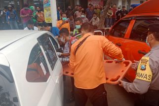 Berjam-jam Dikira Tidur di Dalam Mobil, Pria Surabaya Bikin Curiga, Ternyata - JPNN.com Jatim