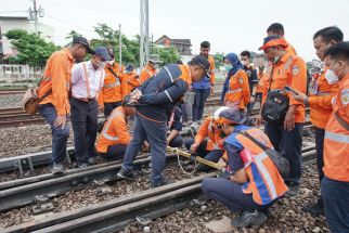 KAI Daop IV Semarang Petakan Jalur Rawan Bencana Selama Musim Hujan - JPNN.com Jateng