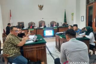 Gugatan Meratus Terkait Penggelapan BBM Dimentahkan Ahli Perdata - JPNN.com Jatim