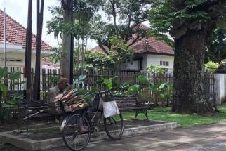 Bangku Taman Ijen Kota Malang Kerap Jadi Tempat Muda-Mudi Mesum, Ya Ampun - JPNN.com Jatim