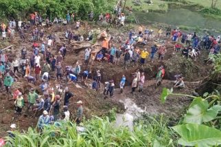 Korban Longsor di Malang Ditemukan dalam Kondisi Nahas - JPNN.com Jatim