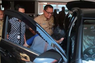 Lebih Sip, 24 Camat di Probolinggo Dapat Mobil Dinas Baru - JPNN.com Jatim