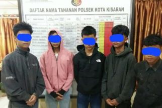 5 Remaja Geng Gladiator di Asahan Ini Diringkus, Polisi Sita Togkat Bisbol Besi - JPNN.com Sumut