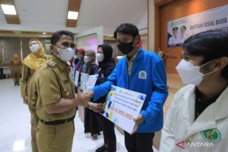 268 Mahasiswa Dapat Bantuan Biaya Pendidikan dari Pemkot Tangerang - JPNN.com Banten