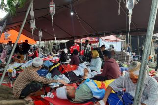 Dinsos Jabar Peringatkan Korban Gempa Cianjur Tak Timbun Bantuan Logistik - JPNN.com Jabar