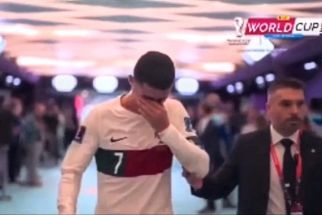 Cristiano Ronaldo Tak Kuasa Menahan Tangis Setelah Portugal Dikandaskan Maroko - JPNN.com Sumut
