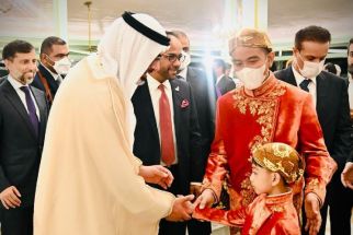 Momen Jan Ethes Berbincang dengan Putra Presiden Uni Emirat Arab - JPNN.com Jateng