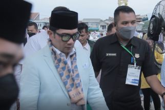 Tamu VVIP Hingga Panitia Peresmian Masjid Al Jabbar, Kenakan Brand Busana Muslim Asal Bandung - JPNN.com Jabar