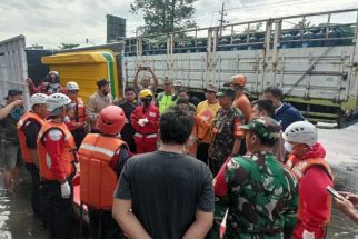 Innalillahi, 3 Orang di Semarang Tewas Akibat Tersetrum saat Banjir - JPNN.com Jateng