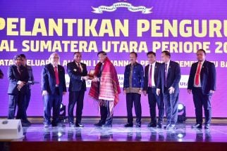 Agum Gumelar Lantik Edy Rahmayadi Pimpin DPD Ikatan Alumni Lemhannas Sumut - JPNN.com Sumut
