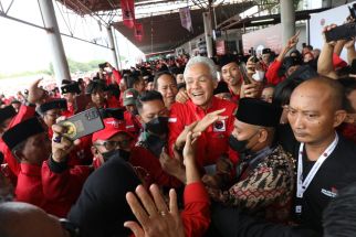 Teriakan Ganjar Presiden Menggema di HUT ke-50 PDI Perjuangan - JPNN.com Jateng