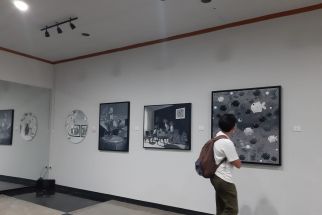 Tafsiran Warna Hitam dalam Karya Seni di Grey Art Gallery Bandung - JPNN.com Jabar