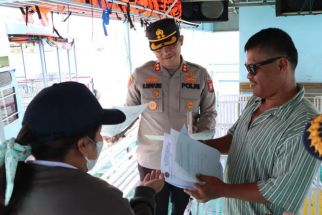 Jelang F1 Powerboat, AKBP Ronald Sipayung Pimpin Pemeriksaan Kelayakan Kapal Pengangkut Wisatawan - JPNN.com Sumut
