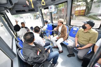 Dishub Jabar Kaji Pengoperasian BRT untuk Penunjang Penumpang KCJB - JPNN.com Jabar