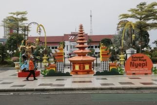 Peringati Hari Raya Nyepi, Ogoh-Ogoh Hingga Pura Hiasi Pusat Surabaya - JPNN.com Jatim