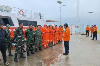 Mayjen Achmad Daniel Kerahkan 37 Personel Pasukan PRCPB Tangani Longsor di Pulau Serasan - JPNN.com Sumut