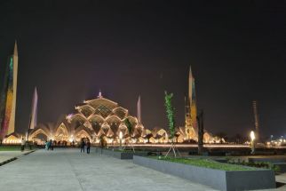 Bocah 4 Tahun Meninggal Dunia Tercebur di Kolam Air Mancur Masjid Al Jabbar Bandung - JPNN.com Jabar