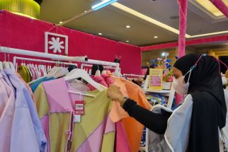 Berburu Baju ‘Cewek Kue’ di Trademark Market Bandung - JPNN.com Jabar
