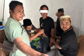 Kurang Bayar Utang Berujung Tragis, Pria Gondrong Tikam Suami Mantan Anak Tiri - JPNN.com Kaltim