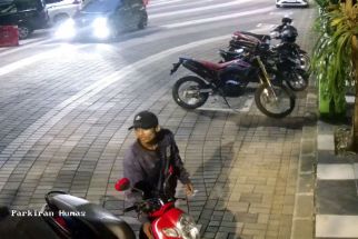 Video Pencurian Motor ASN Pemkot Surabaya Viral, Pelaku Ketakutan, Kabur ke Luar Kota - JPNN.com Jatim