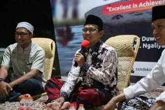 Bikin Adem, Kiai Rofiq Sampaikan Pesan Toleransi di Hadapan Umat Katolik Semarang - JPNN.com Jateng