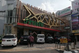 Pusat Oleh-oleh di Kota Semarang Dipadati Pemudik - JPNN.com Jateng