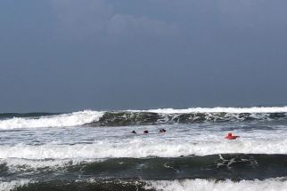 Wisatawan Asal Subang Digulung Ombak Pantai Parangtritis, 1 Korban Masih Hilang - JPNN.com Jogja