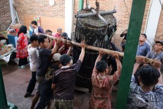 Tradisi Syawalan: Ada Festival Lopis Raksasa di Pekalongan - JPNN.com Jateng