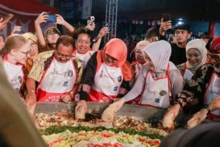 Warga Mengeluh Tak Bisa Masuk Festival Rujak Uleg, Pemkot Surabaya Minta Maaf - JPNN.com Jatim