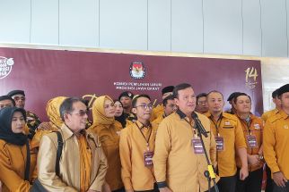 Daftar ke KPU, Hanura Targetkan Satu Fraksi di DPRD Jabar - JPNN.com Jabar