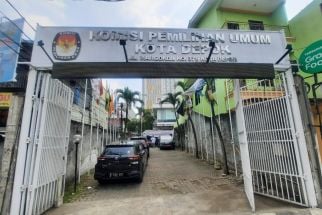 Penanaman Pohon Serentak Warnai Pelantikan 38.990 KPPS Kota Depok - JPNN.com Jabar