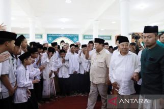 Prabowo Subianto Tawarkan Beasiswa di Unhan kepada Santri Amanatul Ummah Mojokerto - JPNN.com Sumut