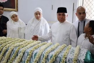 Gubernur Isran Noor Kembali Berduka, Adik Kandung Meninggal Dunia - JPNN.com Kaltim