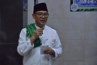 Iwan Setiawan: Jangan "Kampanye" di Depan Ka'bah! - JPNN.com Jabar