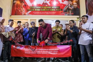 Posko OMG Jatim Hadir di Surabaya, Sukarelawan Siap Menangkan Ganjar Pranowo - JPNN.com Jatim