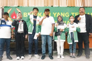 Bupati Fauzi Janjikan Hadiah Khusus Atlet Catur Jatim Jika Menang di Thailand - JPNN.com Jatim