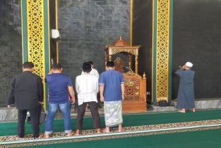 Masjid Nurul Iman Miliki Nuansa Alam, Rasakan Kesejukannya saat Salat  - JPNN.com Lampung