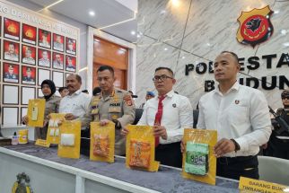 Polrestabes Bandung Ringkus Pasutri Bandar Sabu 3,8 Kg - JPNN.com Jabar