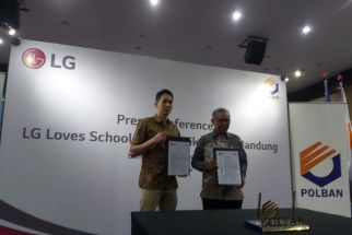 Dukung Dunia Pendidikan, PT LG Electronics Indonesia Bantu Peningkatan Kualitas Ruang Belajar di Polban - JPNN.com Jabar