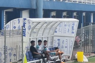 Nick Kuipers dan Achmad Jufriyanto Latihan Terpisah, Sinyal Hengkang Dari Persib? - JPNN.com Jabar