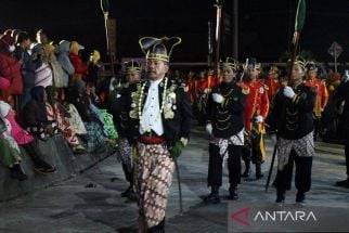 Melihat Prosesi Kirab Budaya Temu Tirta di Lereng Merapi-Merbabu Boyolali - JPNN.com Jateng