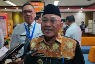 Kelakar Mohammad Idris Soal Ketiga Kandidat Capres dan Cawapres, Kocak! - JPNN.com Jabar