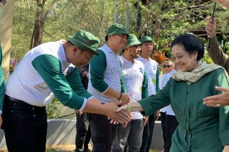 Soal Cawapres yang Diusung PDIP, Megawati Minta Bersabar - JPNN.com Jatim